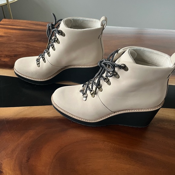 Toms Melrose Boot - Picture 1 of 4